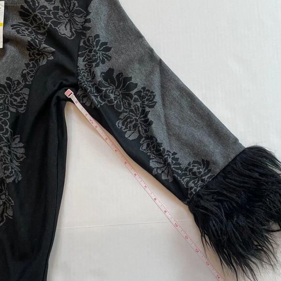 NWT, Melissa Paige Floral Gray, Black Sweater, Penny Lane Style Cuffs/Fur, M - Picture 13 of 14